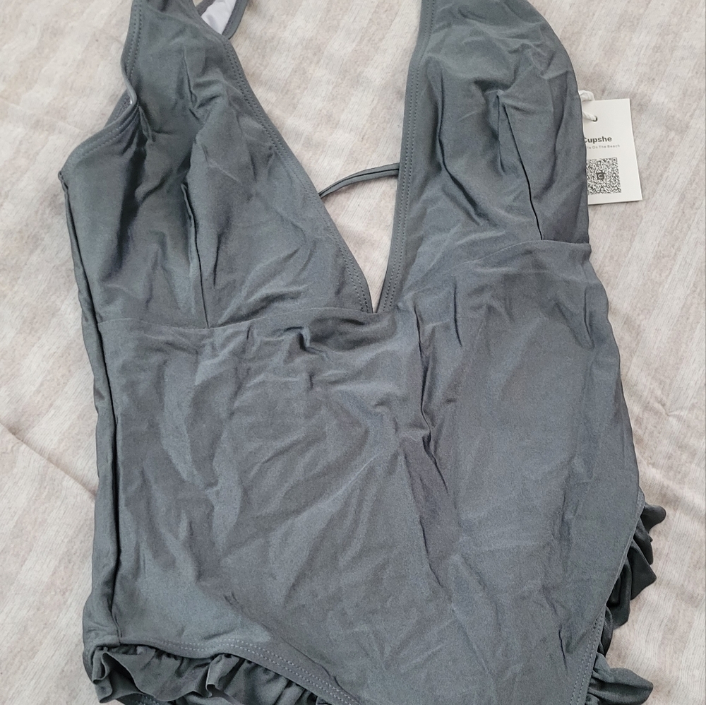 Swim suit